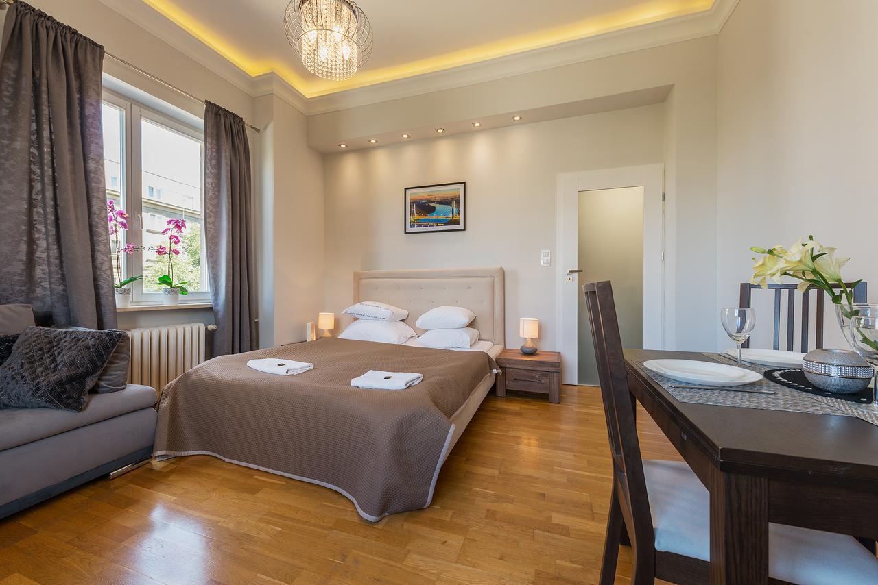 Andersa Apartments Varsovie Extérieur photo